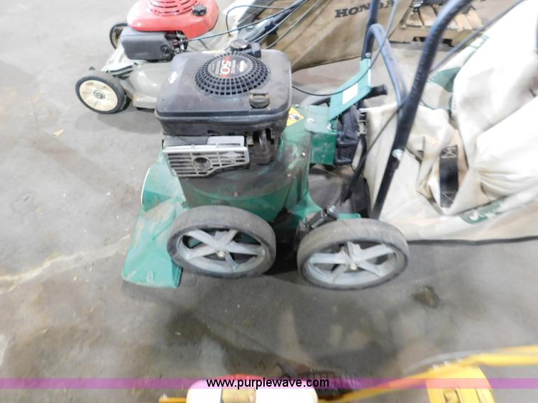 image for item CD9256 Lawn and garden equipment