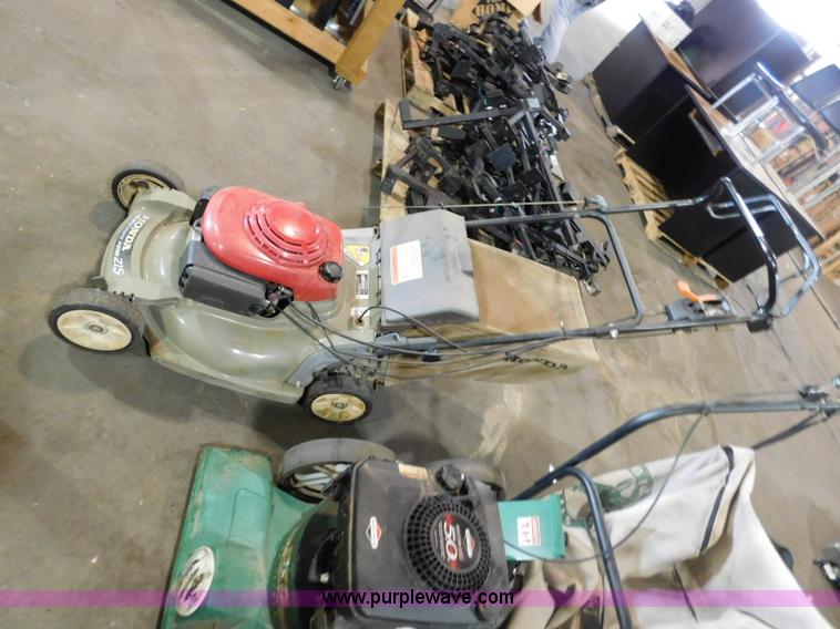 image for item CD9256 Lawn and garden equipment