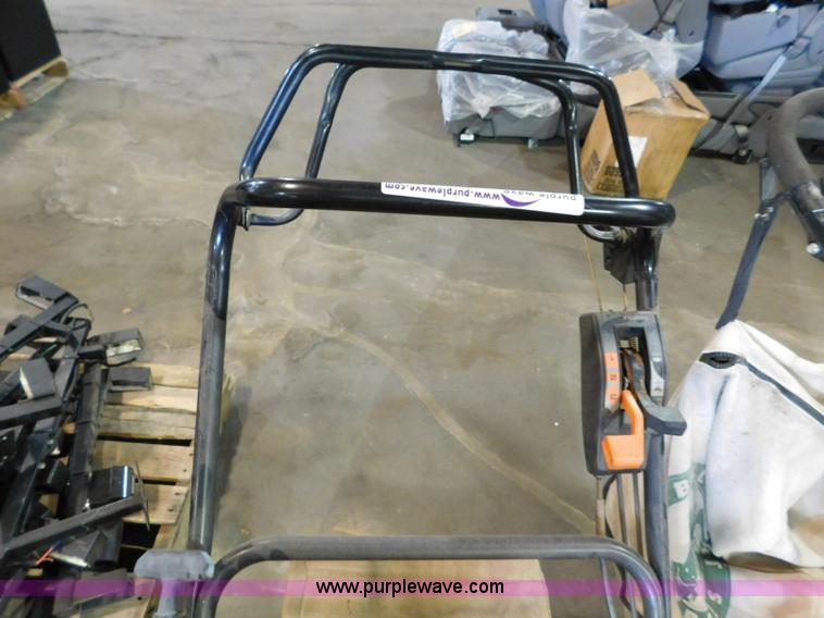 image for item CD9256 Lawn and garden equipment