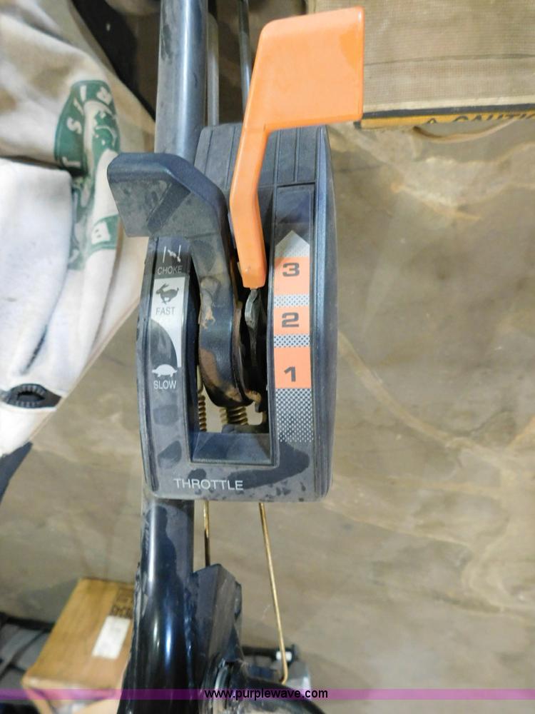 image for item CD9256 Lawn and garden equipment