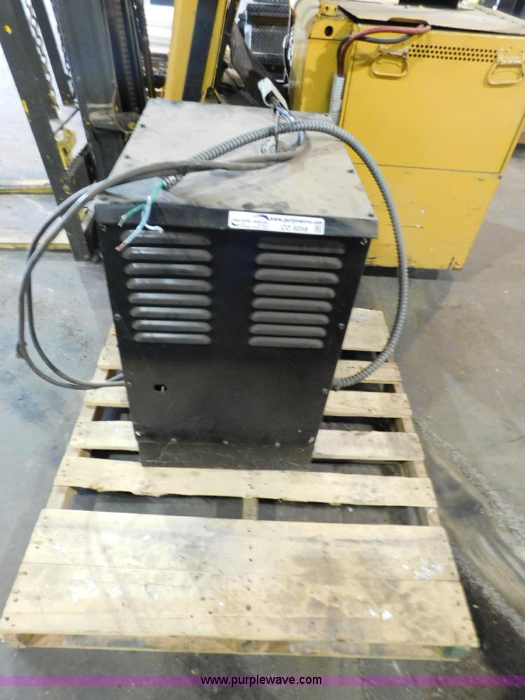 image for item CD9258 Pettibone forklift