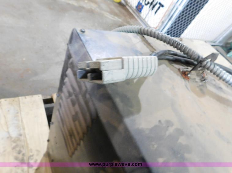 image for item CD9258 Pettibone forklift