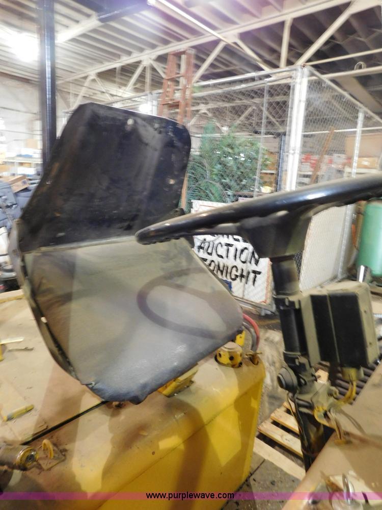 image for item CD9258 Pettibone forklift