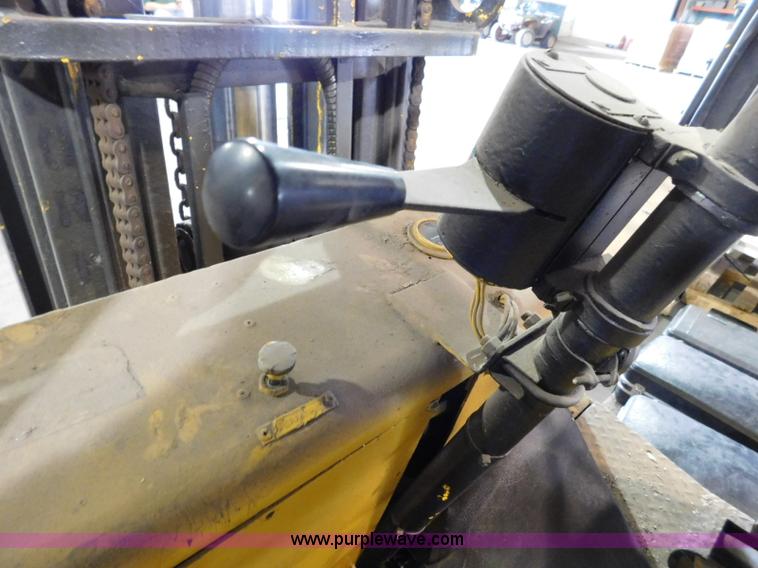 image for item CD9258 Pettibone forklift