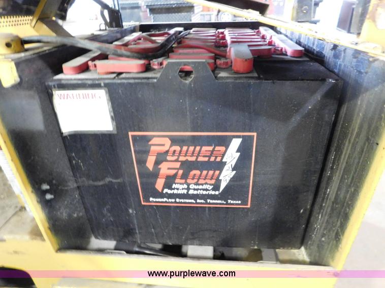 image for item CD9258 Pettibone forklift