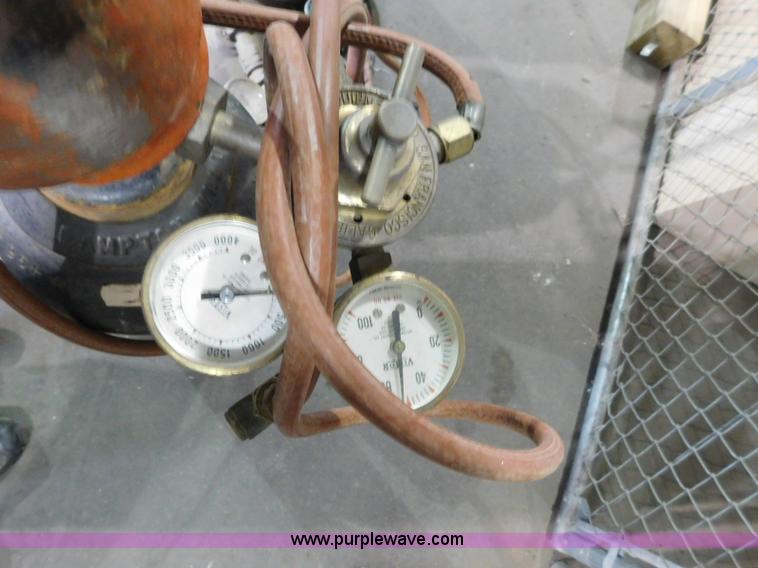 image for item CD9261 Dayton AC/DC welder