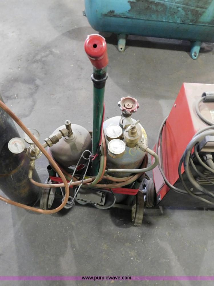 image for item CD9261 Dayton AC/DC welder