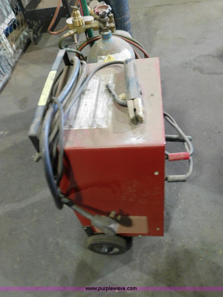 image for item CD9261 Dayton AC/DC welder
