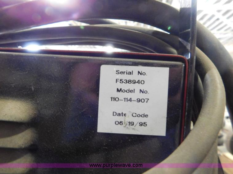 image for item CD9261 Dayton AC/DC welder