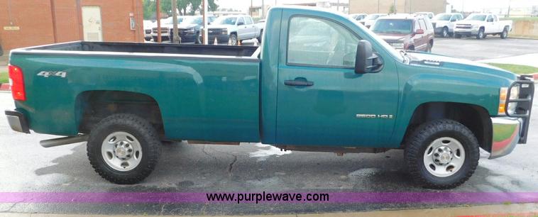 image for item L5857 2009 Chevrolet Silverado 2500HD pickup truck