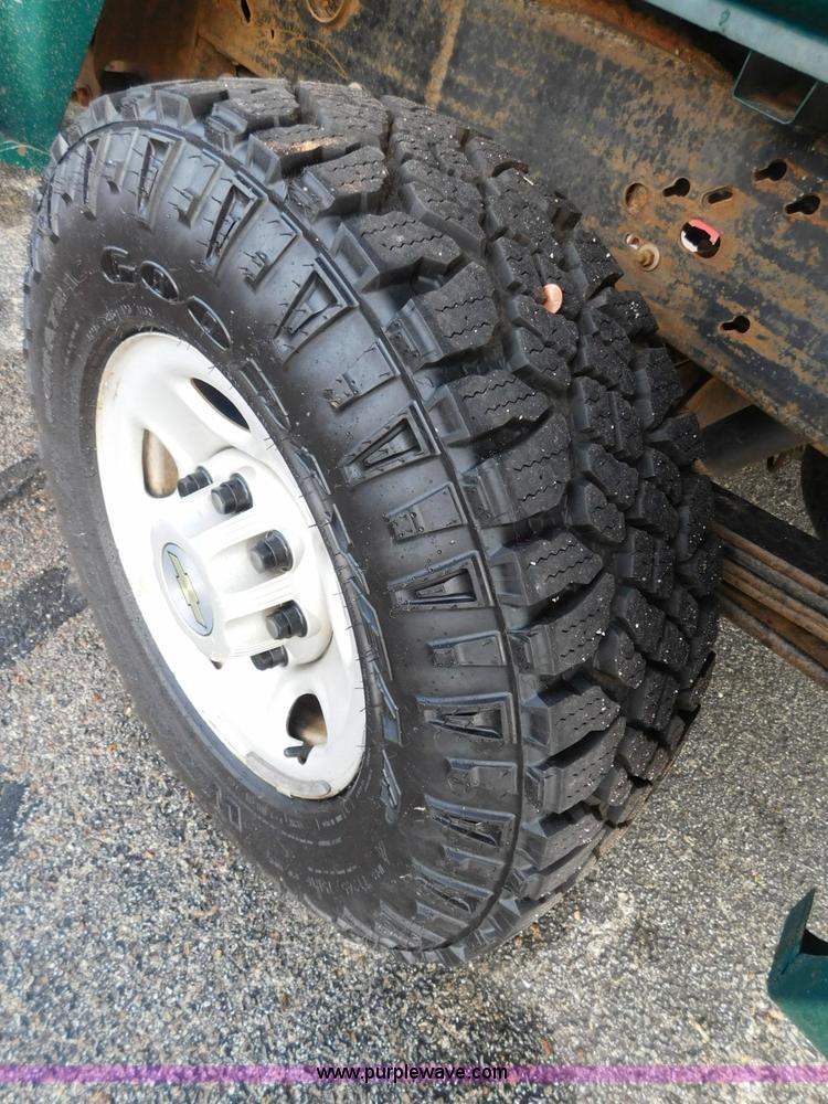 image for item L5857 2009 Chevrolet Silverado 2500HD pickup truck