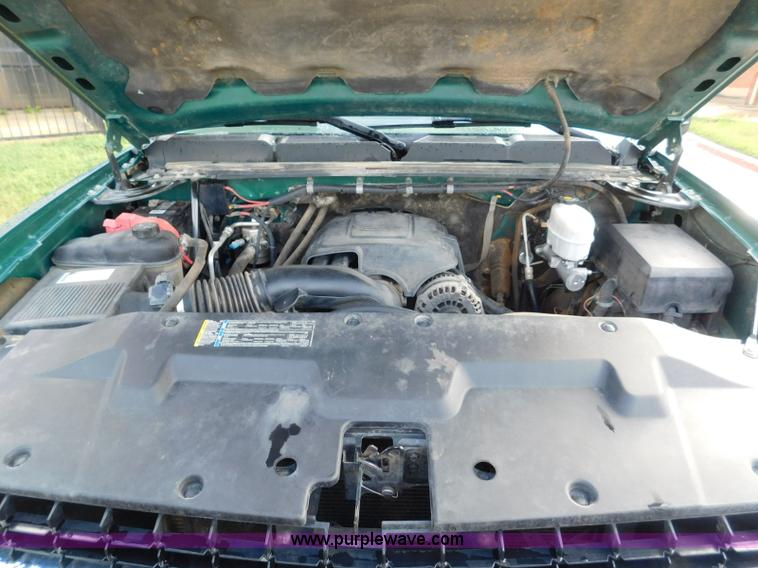 image for item L5857 2009 Chevrolet Silverado 2500HD pickup truck