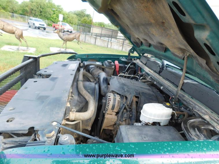 image for item L5857 2009 Chevrolet Silverado 2500HD pickup truck