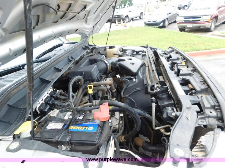 image for item L5859 2011 Ford F250 Super Duty pickup truck