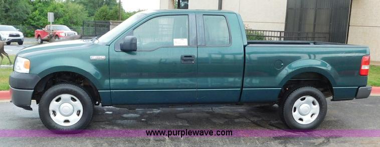 image for item L5860 2007 Ford F150 SuperCab pickup truck