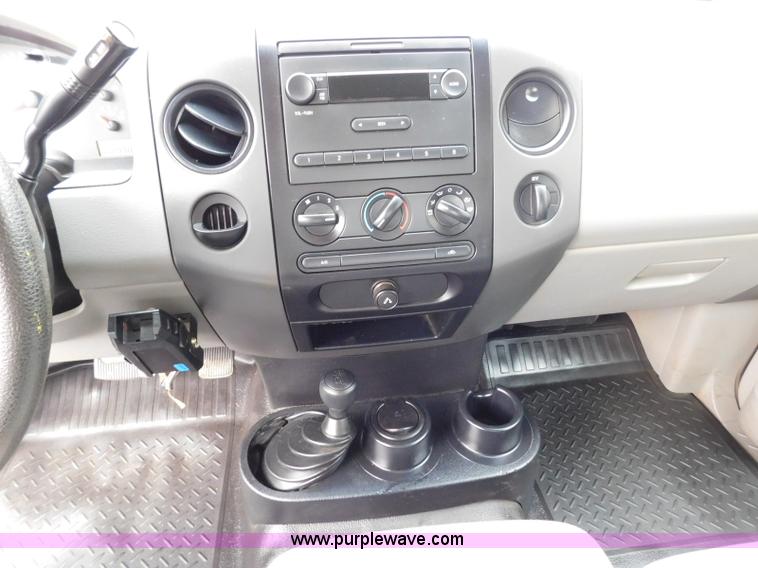 image for item L5860 2007 Ford F150 SuperCab pickup truck