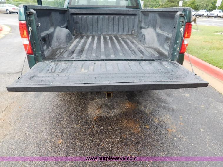 image for item L5860 2007 Ford F150 SuperCab pickup truck