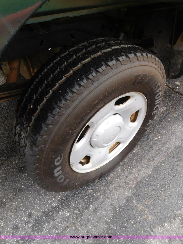 image for item L5860 2007 Ford F150 SuperCab pickup truck