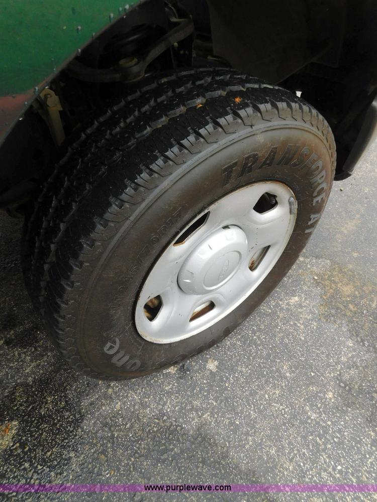 image for item L5860 2007 Ford F150 SuperCab pickup truck