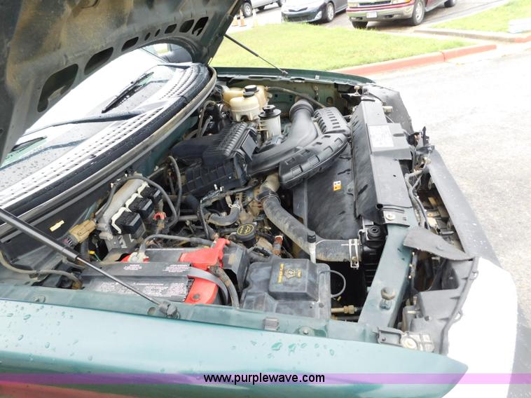 image for item L5860 2007 Ford F150 SuperCab pickup truck