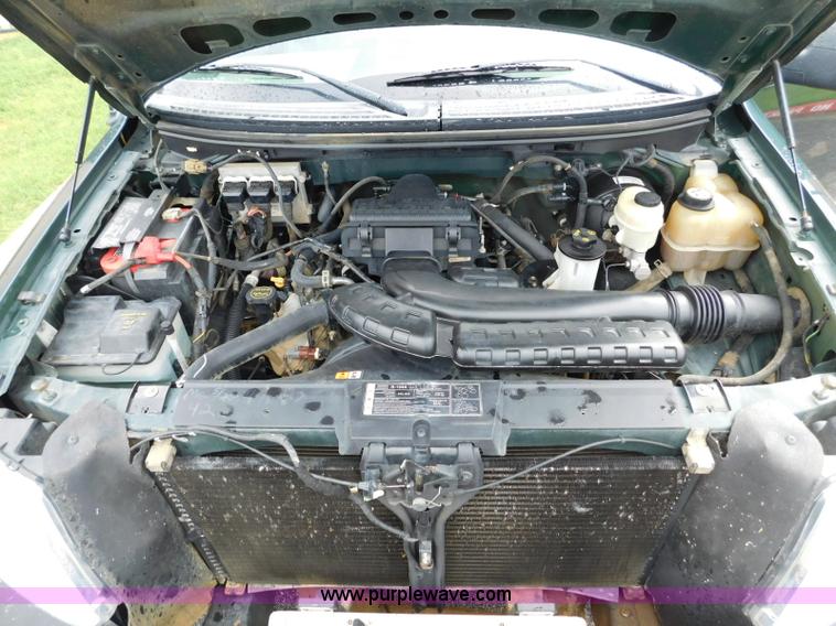 image for item L5860 2007 Ford F150 SuperCab pickup truck