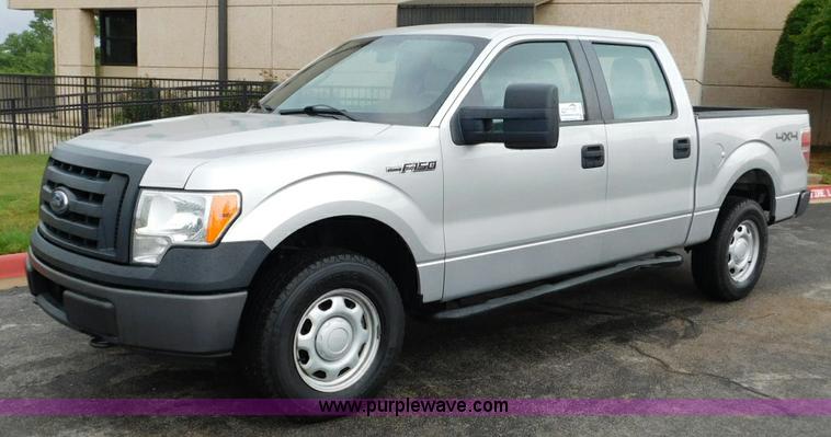 image for item L5861 2010 Ford F150 SuperCrew pickup truck