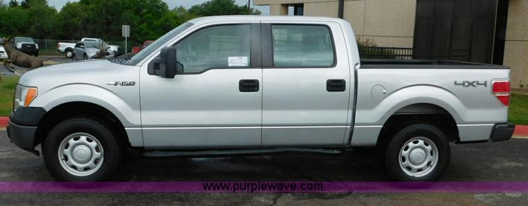 image for item L5861 2010 Ford F150 SuperCrew pickup truck