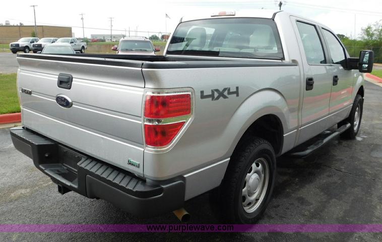 image for item L5861 2010 Ford F150 SuperCrew pickup truck