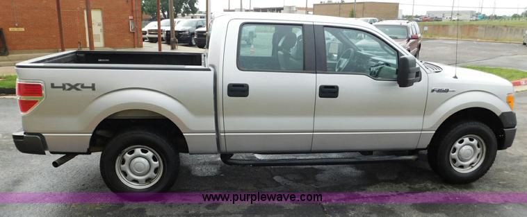 image for item L5861 2010 Ford F150 SuperCrew pickup truck