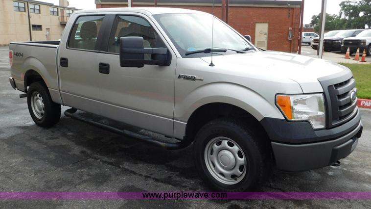 image for item L5861 2010 Ford F150 SuperCrew pickup truck