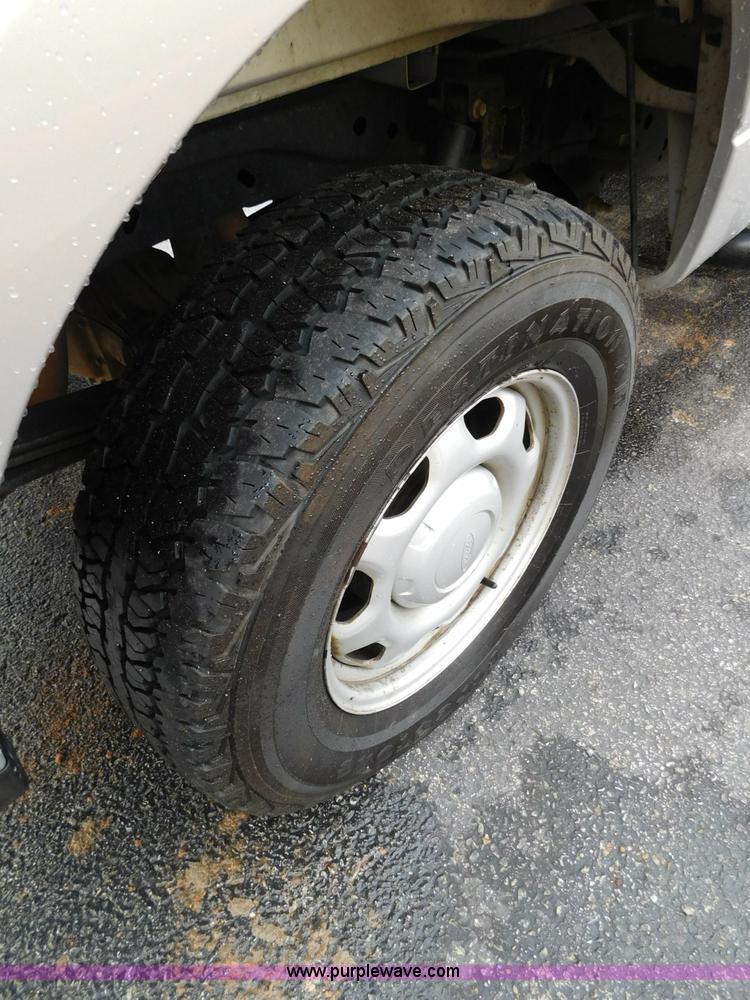 image for item L5861 2010 Ford F150 SuperCrew pickup truck