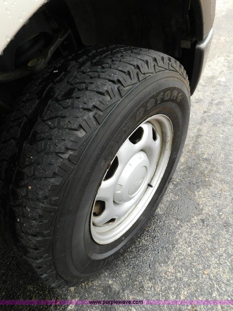 image for item L5861 2010 Ford F150 SuperCrew pickup truck