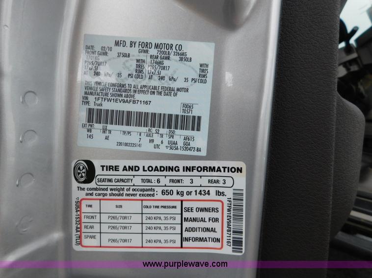 image for item L5861 2010 Ford F150 SuperCrew pickup truck