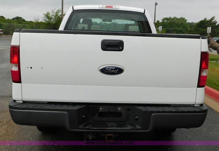 image for item L5863 2007 Ford F150 SuperCab pickup truck