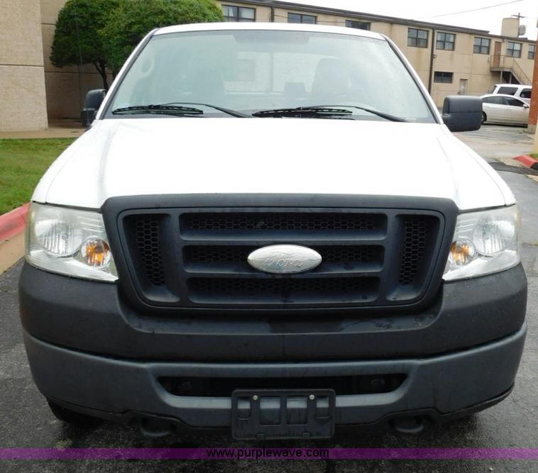 image for item L5863 2007 Ford F150 SuperCab pickup truck