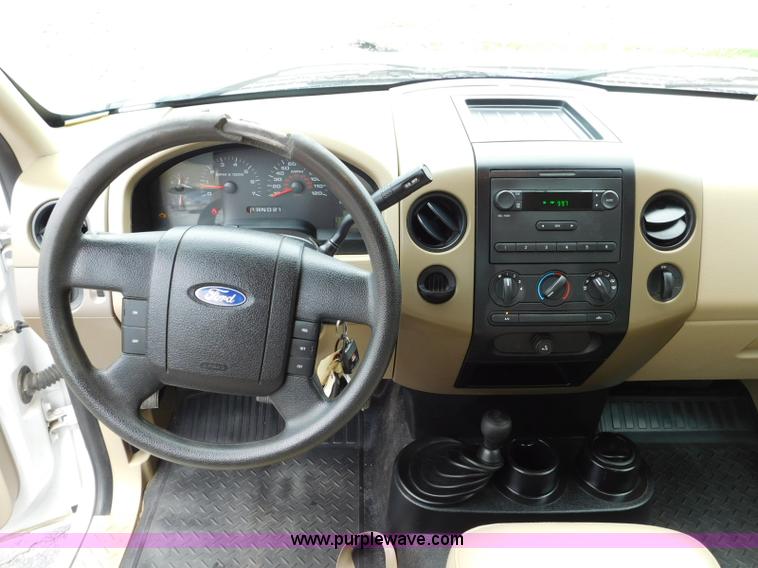 image for item L5863 2007 Ford F150 SuperCab pickup truck