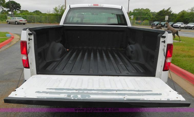 image for item L5863 2007 Ford F150 SuperCab pickup truck