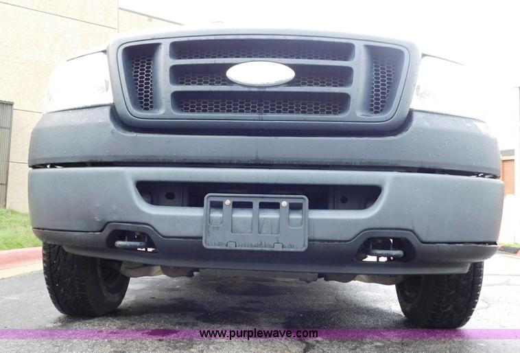 image for item L5863 2007 Ford F150 SuperCab pickup truck