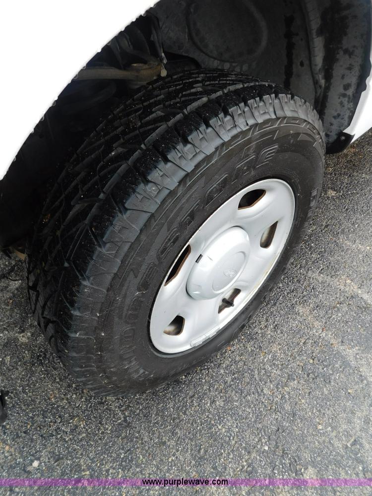 image for item L5863 2007 Ford F150 SuperCab pickup truck