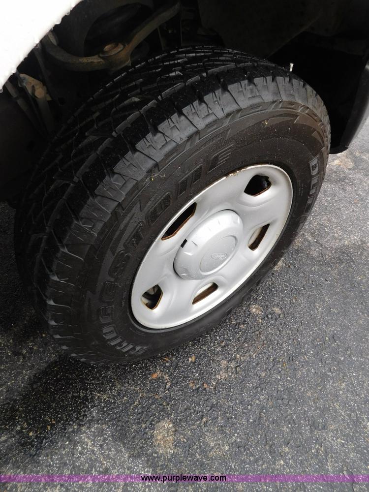 image for item L5863 2007 Ford F150 SuperCab pickup truck