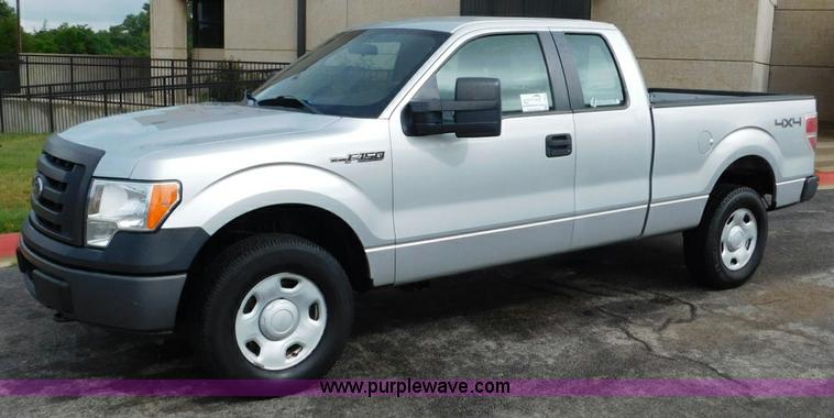 image for item L5864 2010 Ford F150 SuperCab pickup truck