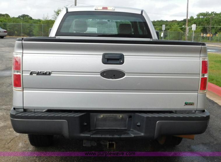 image for item L5864 2010 Ford F150 SuperCab pickup truck