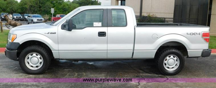 image for item L5865 2010 Ford F150 SuperCab pickup truck