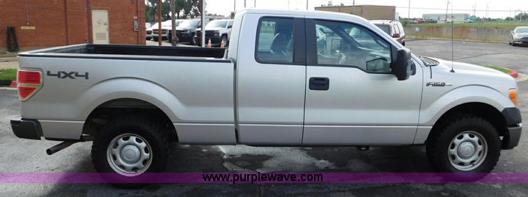 image for item L5865 2010 Ford F150 SuperCab pickup truck