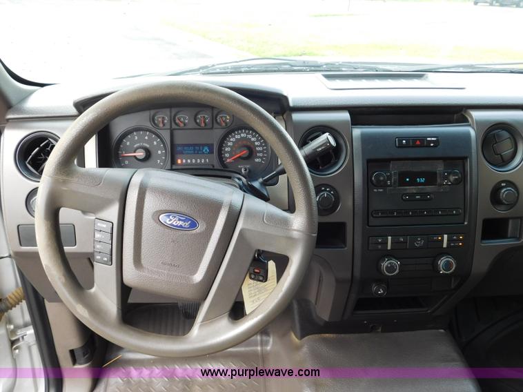 image for item L5865 2010 Ford F150 SuperCab pickup truck