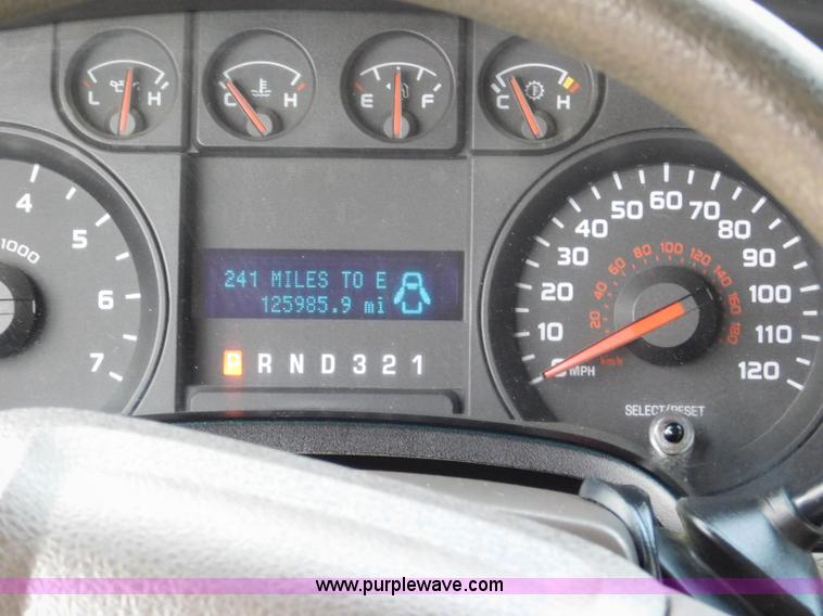 image for item L5865 2010 Ford F150 SuperCab pickup truck