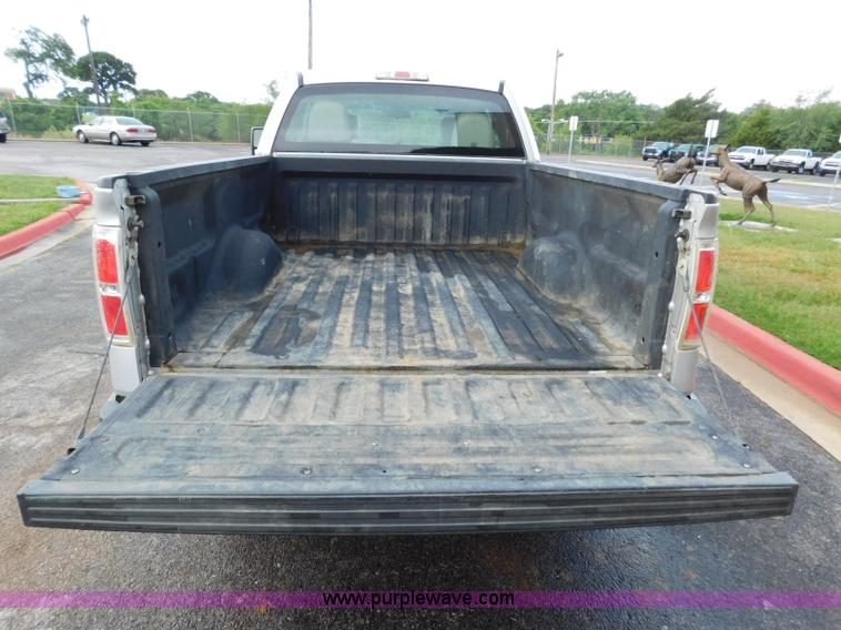 image for item L5865 2010 Ford F150 SuperCab pickup truck