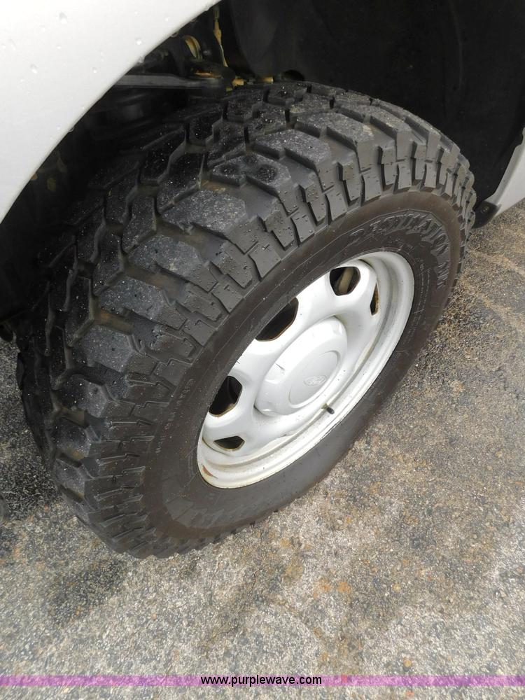 image for item L5865 2010 Ford F150 SuperCab pickup truck