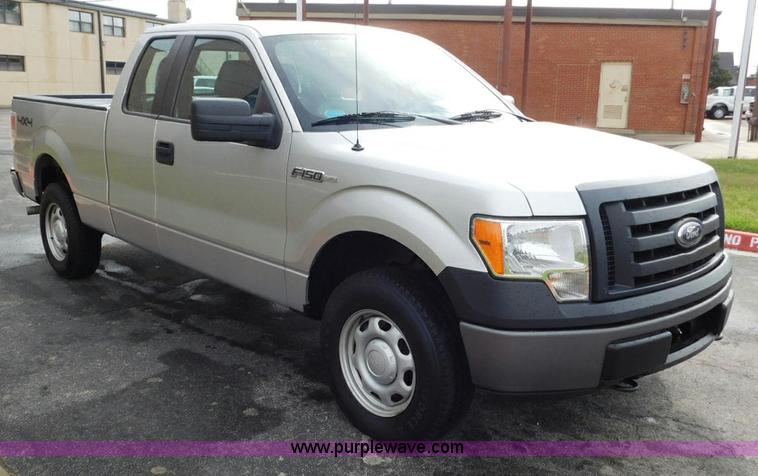 image for item L5866 2012 Ford F150 SuperCab pickup truck