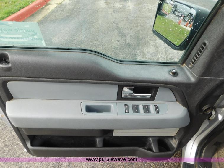 image for item L5866 2012 Ford F150 SuperCab pickup truck
